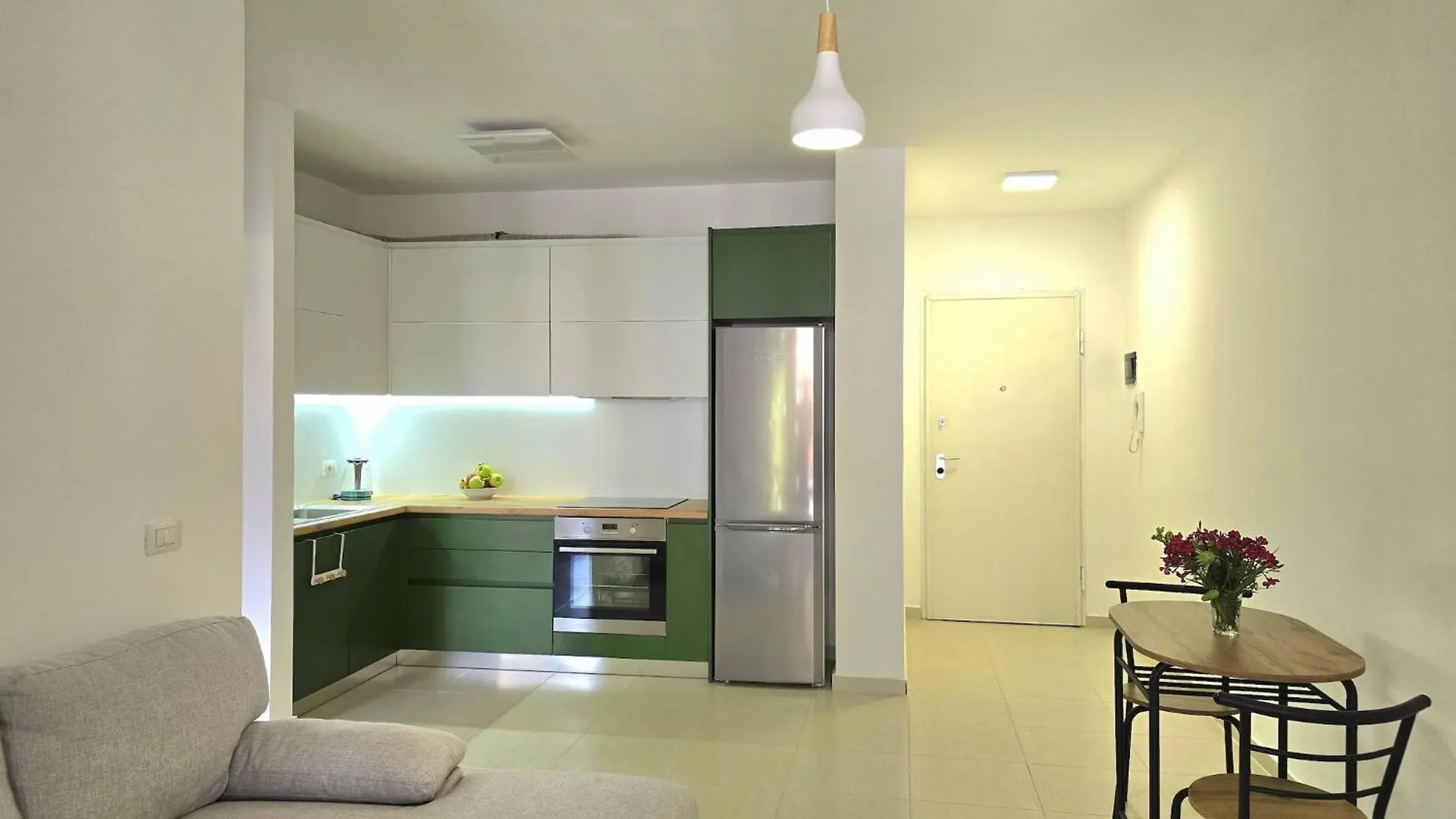 Apartamento Tastefully Furnished Getaway In Durr S Durrës